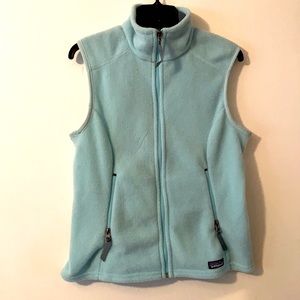Size medium, women’s synchilla light blue-ish vest